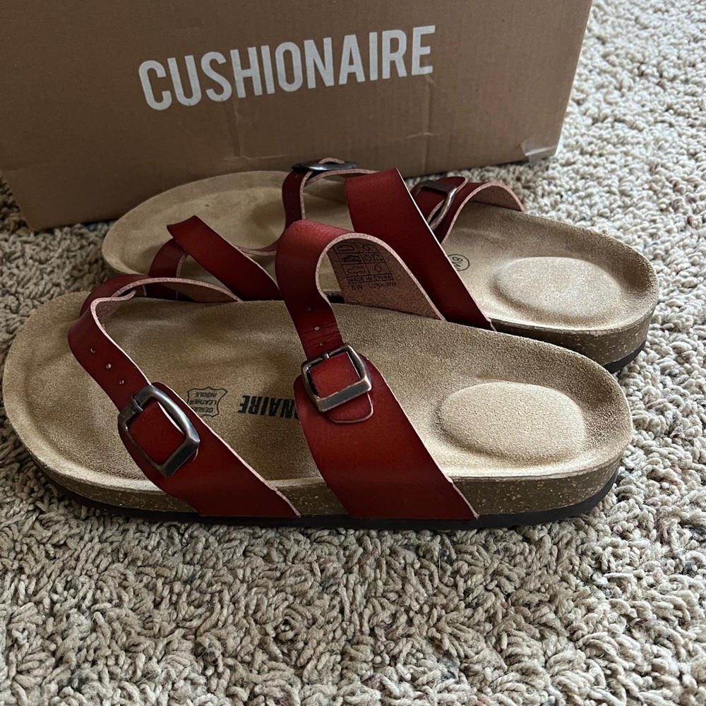 Cushionaire Red Sandals with Buckle Straps Size 8